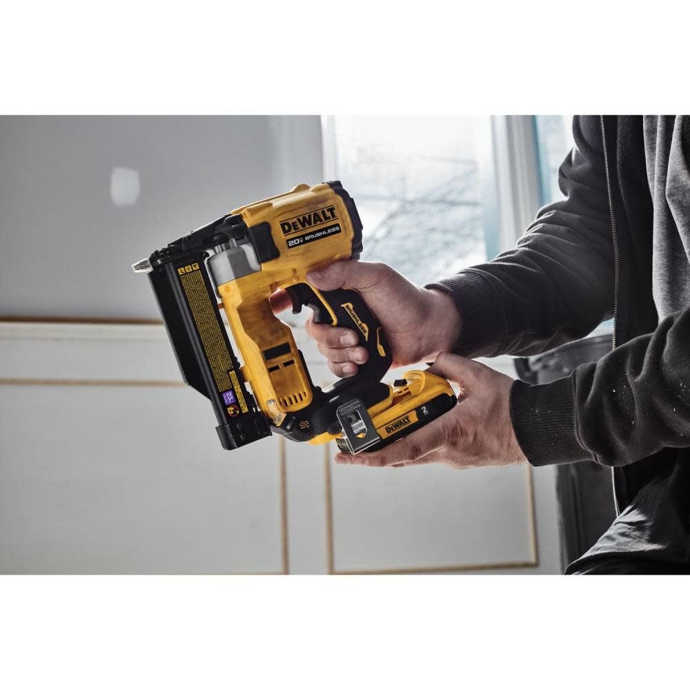 Compact Series 20V 23 Gauge Pin Nailer Kit - DCN623D1